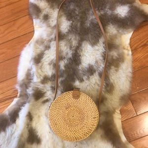 Raffia Circle Crossbody Bag